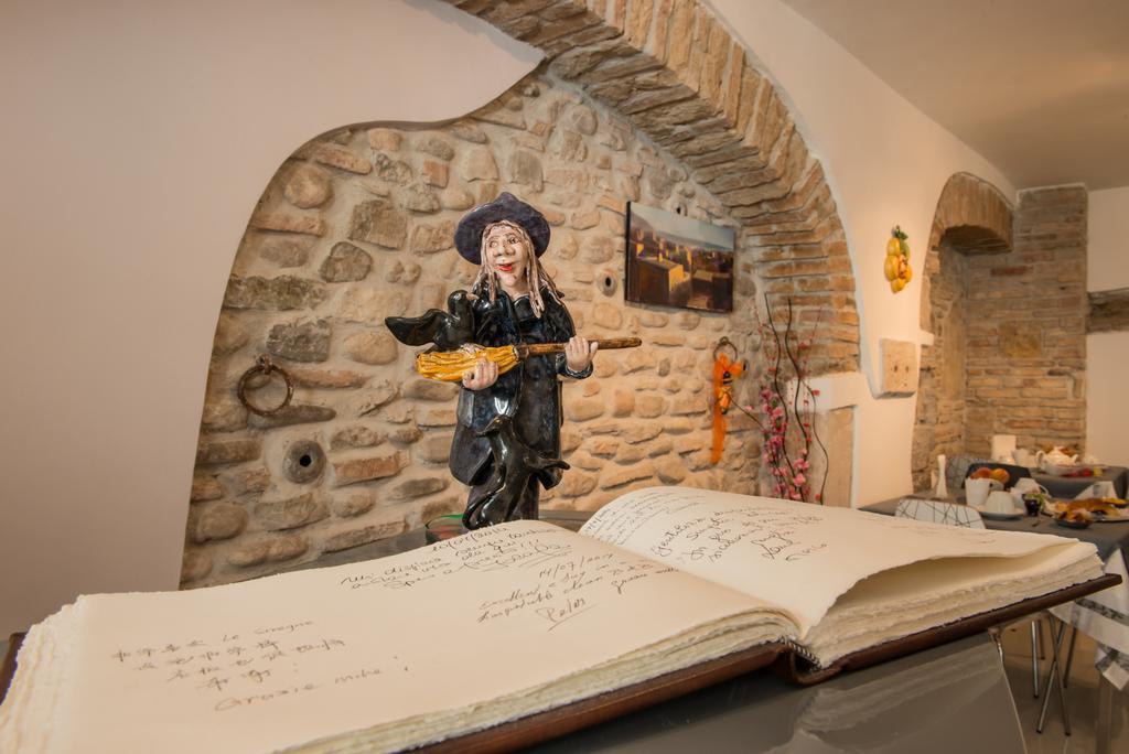 B&B Le Streghe Benewent Zewnętrze zdjęcie